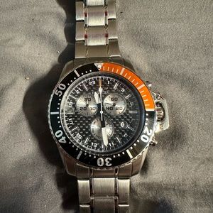 44 mm Invicta pro diver watch. 100 meters